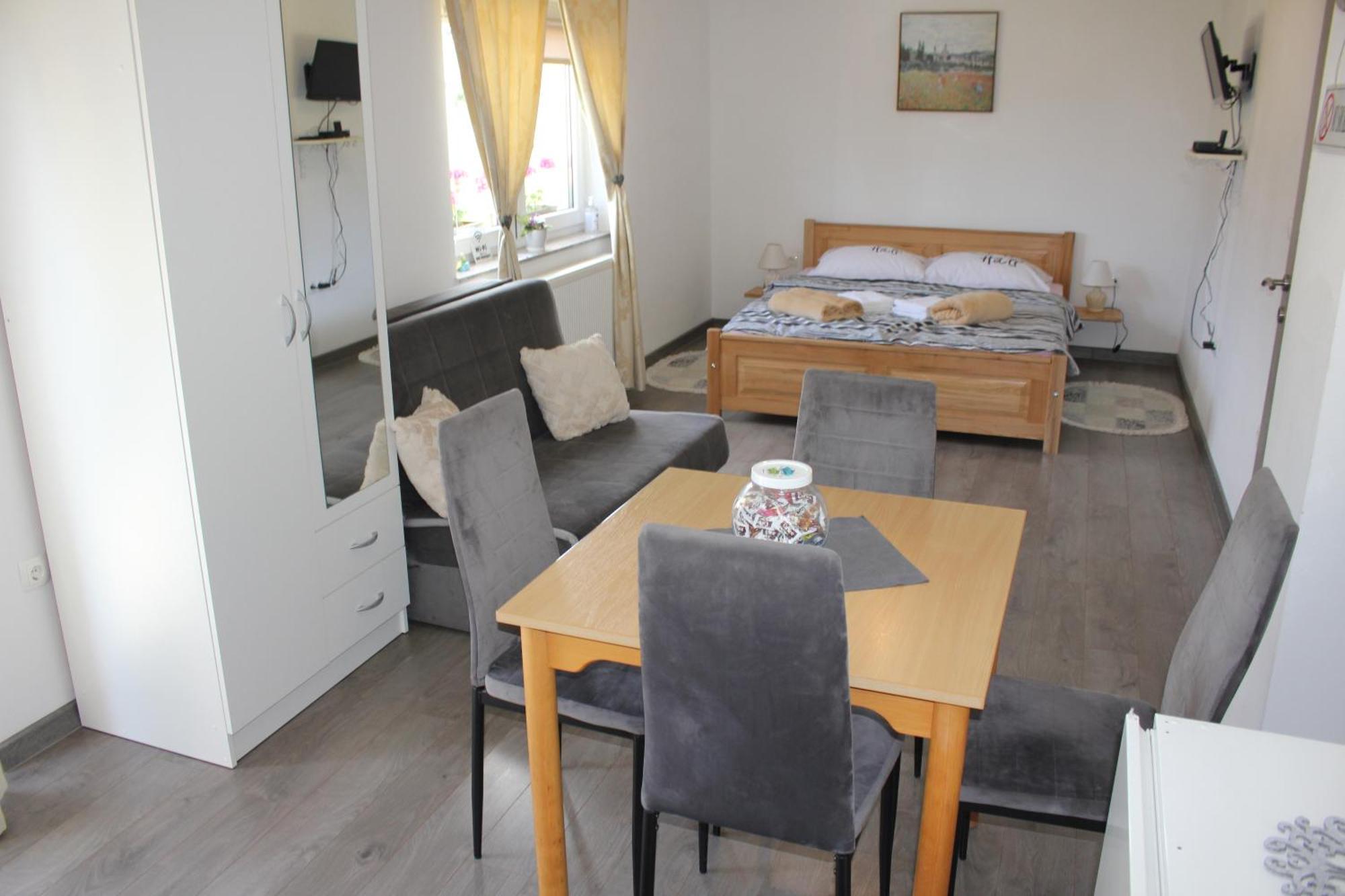 Studio Apartments Adian Korenica Zimmer foto